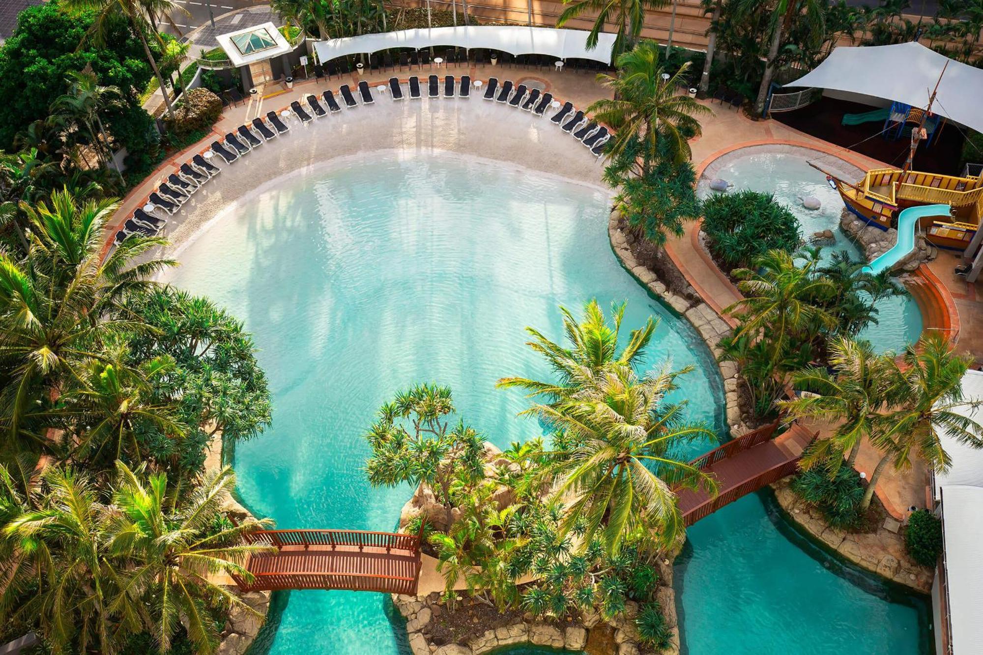 Holiday Holiday Crown Towers โกลด์โคสต์ ภายนอก รูปภาพ
